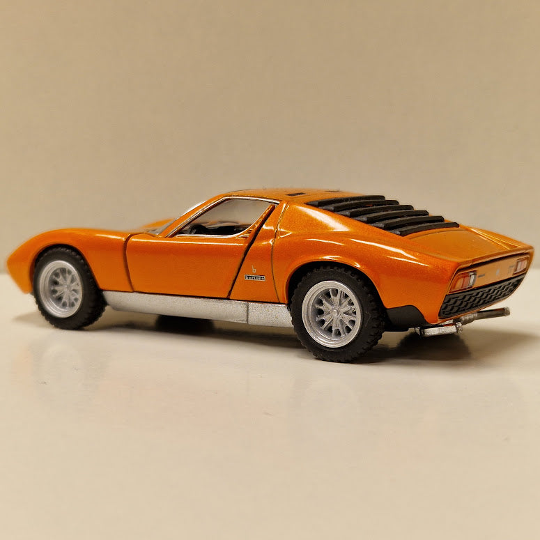 1971 Lamborghini Miura P400 - Kinsmart 1:34