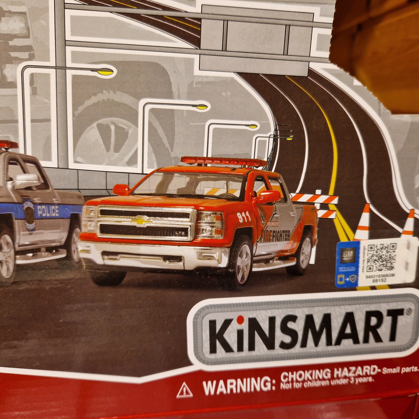 2014 Chevrolet Silverado - Kinsmart 1:46