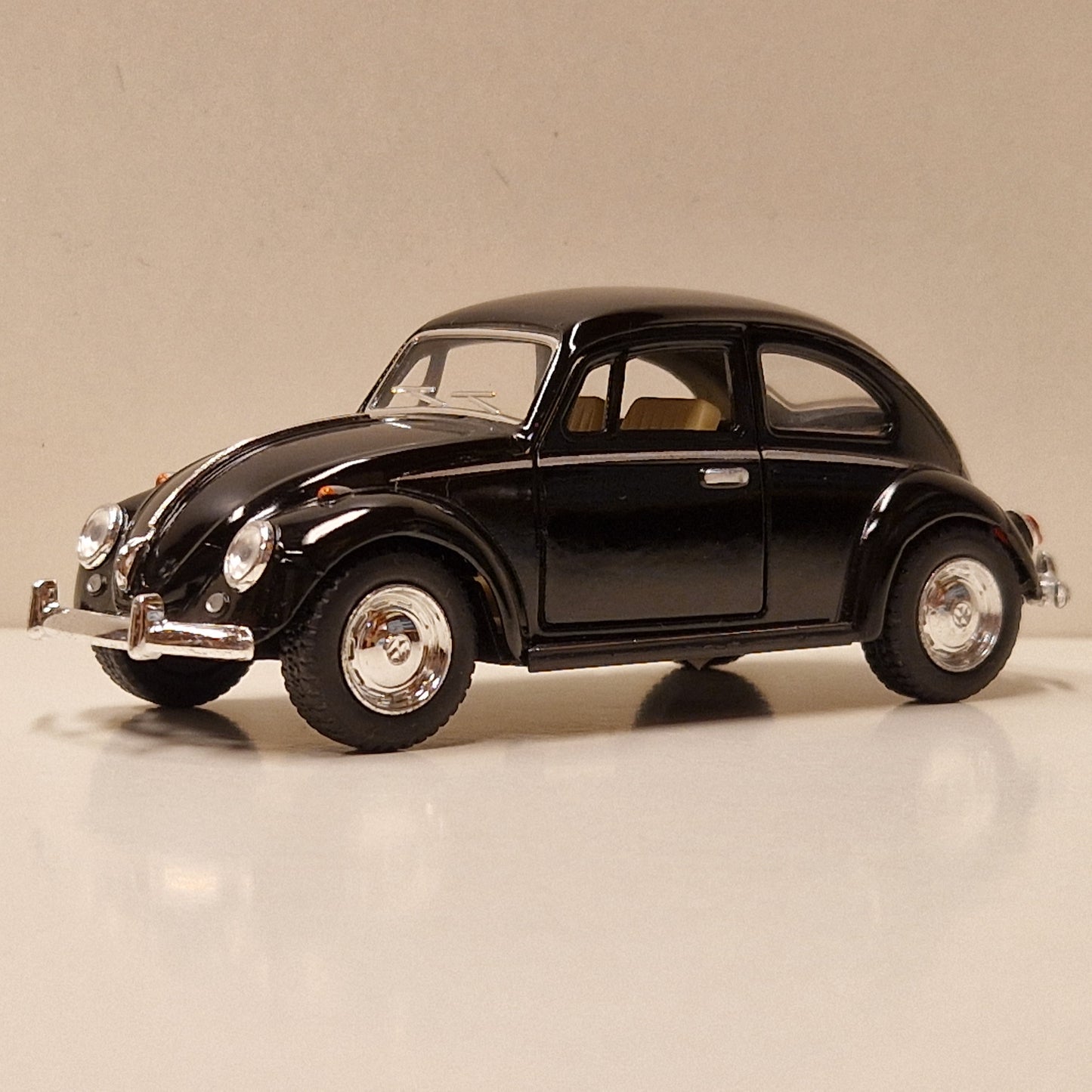 1967 VW Classical Beetle - Kinsmart 1:32