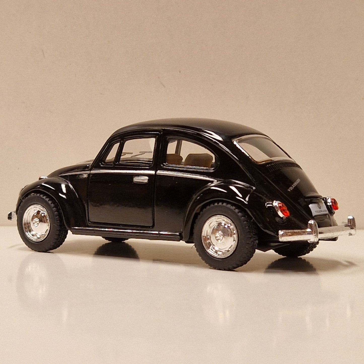 1967 VW Classical Beetle - Kinsmart 1:32