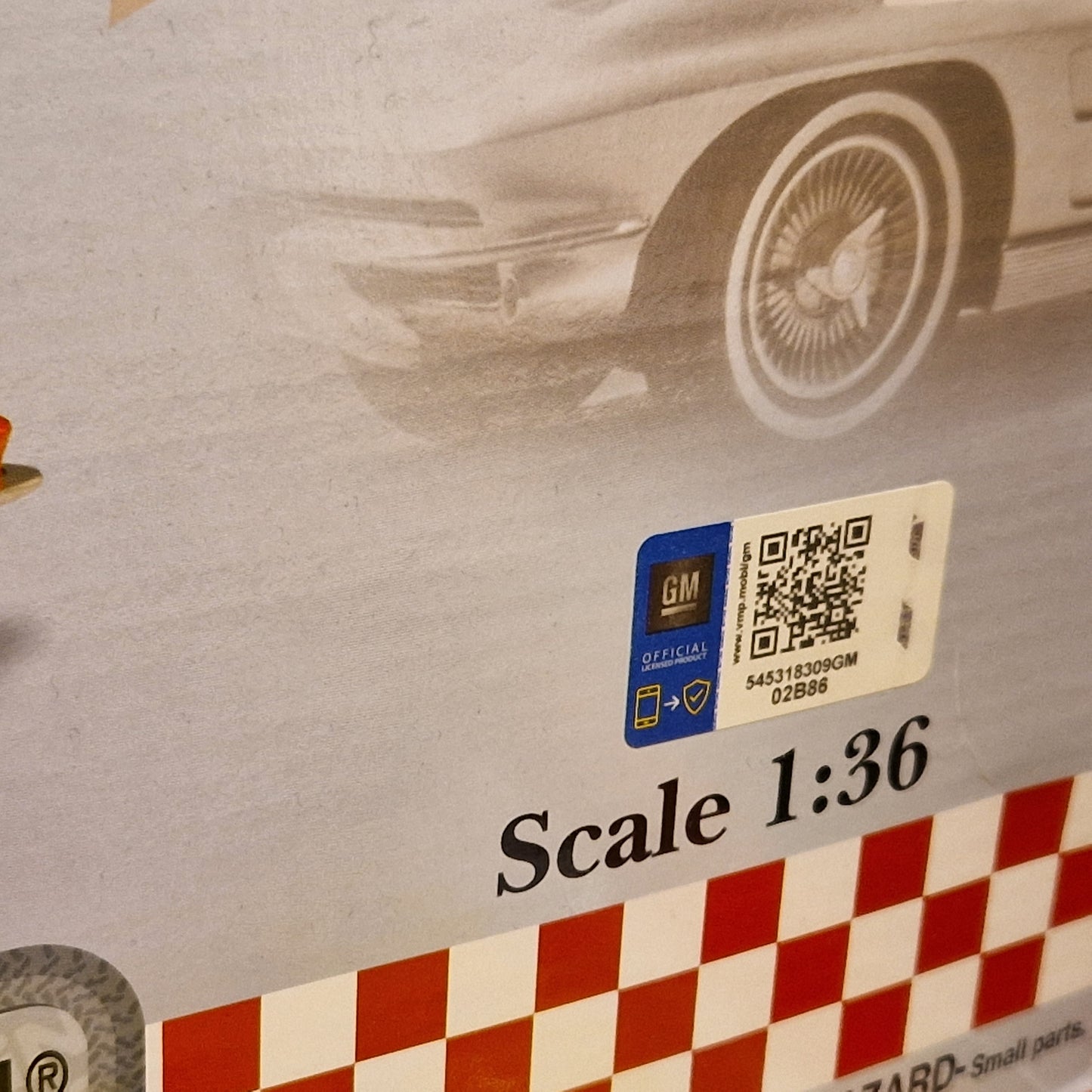 1963 Chevrolet Corvette Sting Ray - Kinsmart 1:36