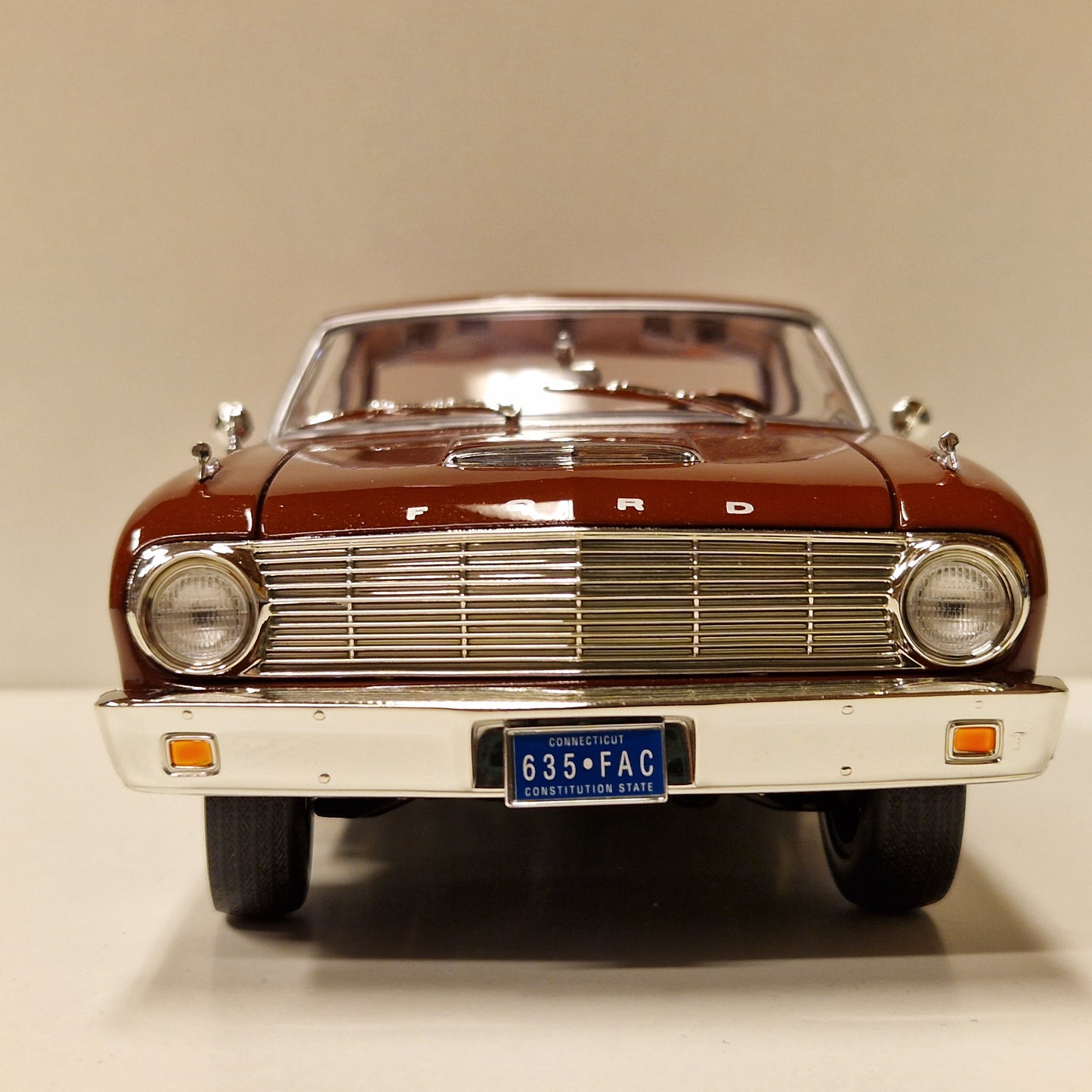 1963 1/2 Ford Falcon - Yat Ming 1:18