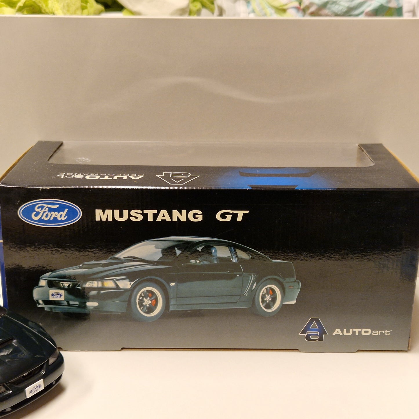 2001 - Ford Mustang GT Bullit - Autoart 1:18