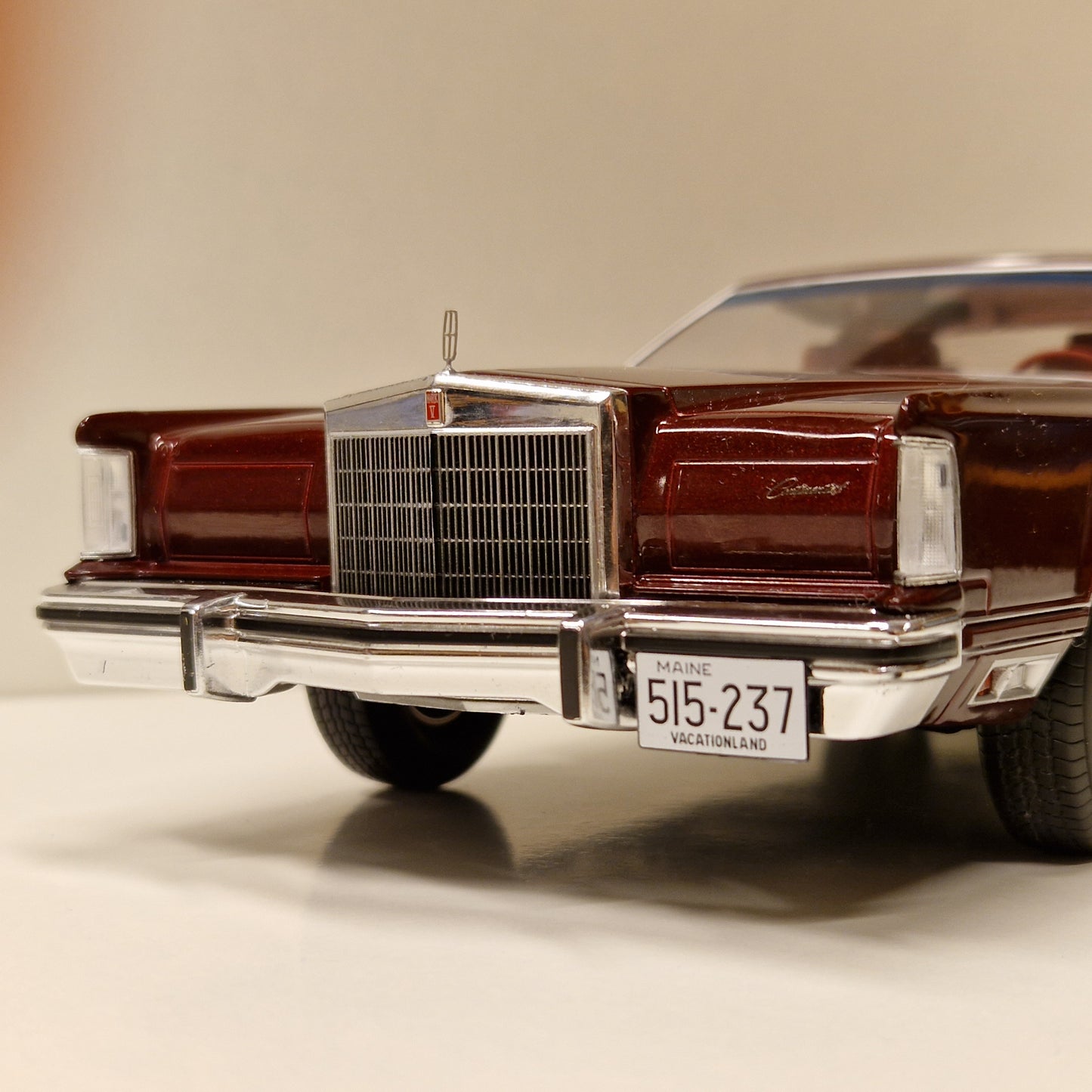 1977 - Lincoln Continental Mark V - Modelcar group 1:18
