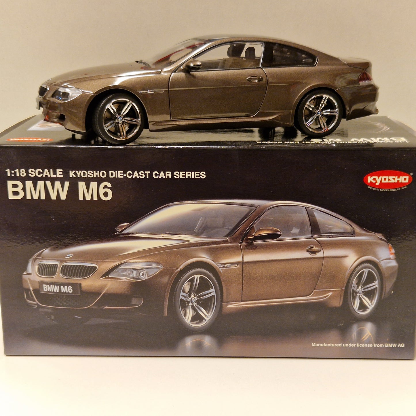 BMW M6 - Kyoso 1:18