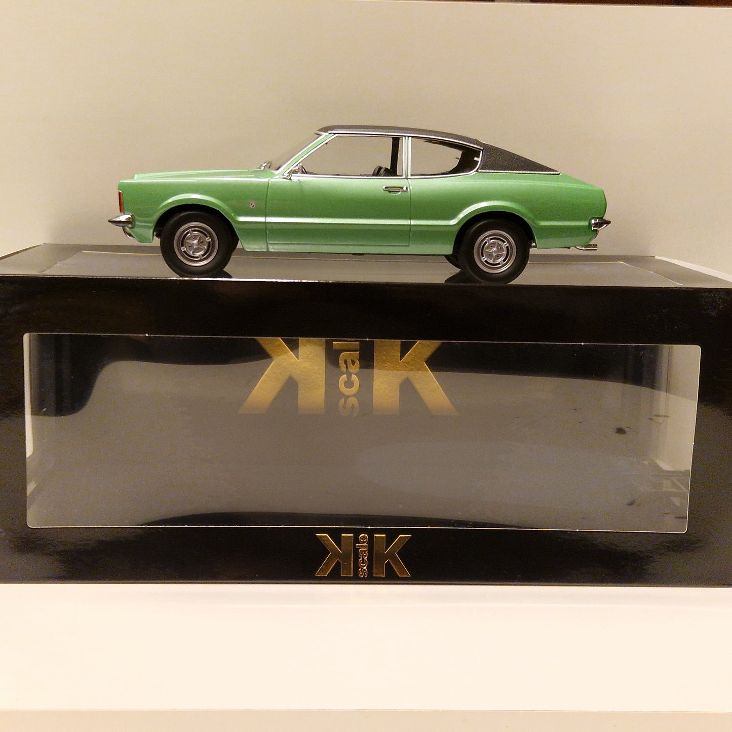 1971 - Ford Taunus GT Coupe - Grønn metallic - KK-Scale 1:18