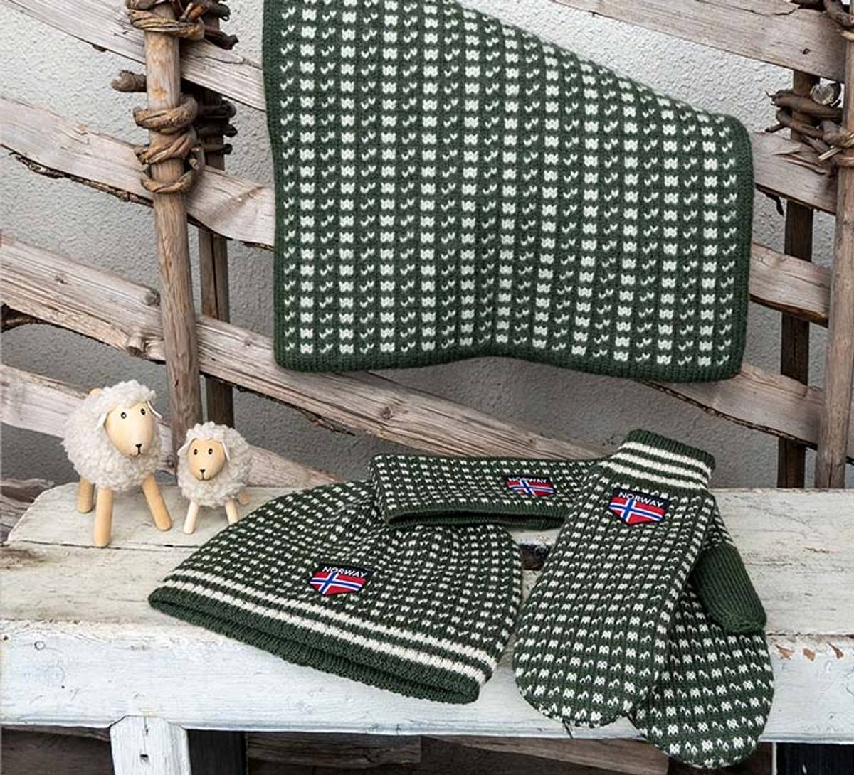 Pannebånd Islender strikket, grønn/hvit, 100% ull