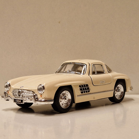 1954 Mercedes-Benz 300 SL Coupe - Kinsmart 1:36