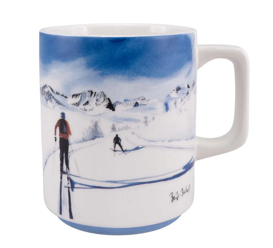 Krus med skiløpere på langrennsski, en person går klassisk skigåing og en person går skøyting